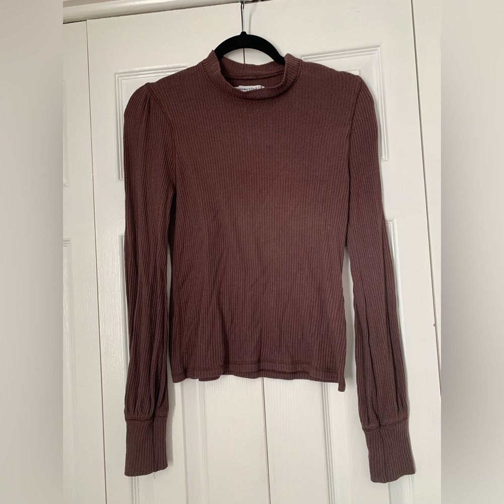 Abercrombie & Fitch Sweater
